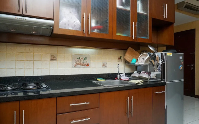 Comfy and Homey 2BR at Mediterania Marina Ancol Apartment