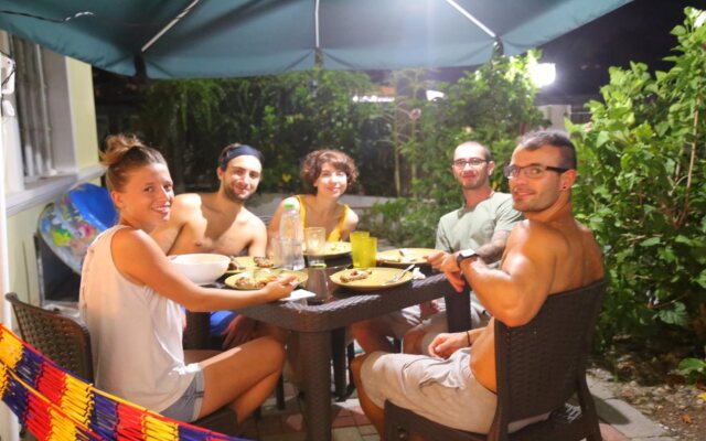 Dee Guesthouse - White Sands