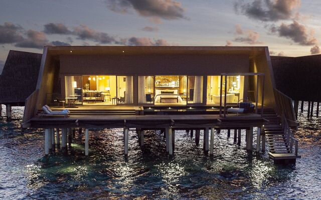 The St. Regis Maldives Vommuli Resort