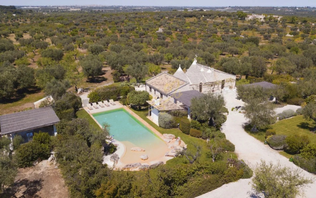 TD Trulli di Montaltino with Stunning Huge Pool