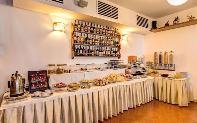 Hotel Villa Cesi