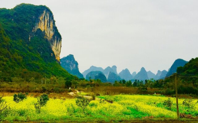 The Yangshuo Moon Resort