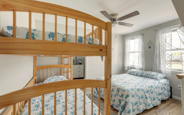 Wildwood Apartment Near Boardwalk & Beach!