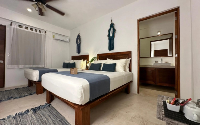 Noah Beach Hotel & Suites