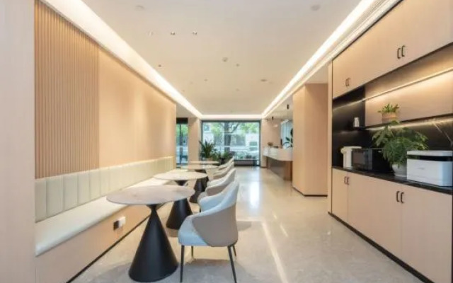 Ningbo Meiyi Hotel