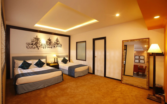 Royal Singi Hotel