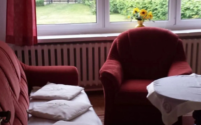 to the Beach Modern Retreat