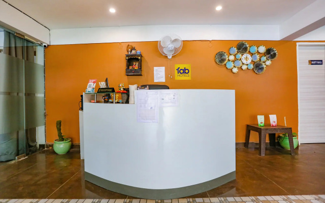 FabHotel Sky Rise Inn