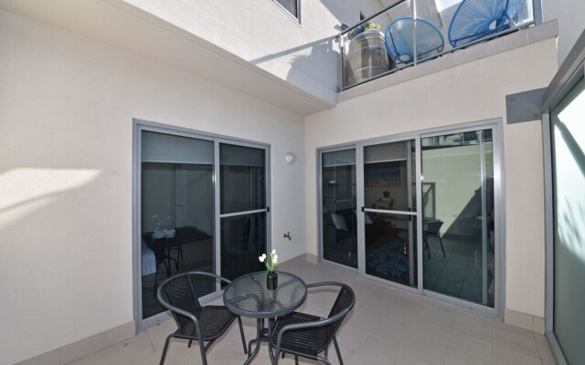 Modern Apartment in Perth City 1703