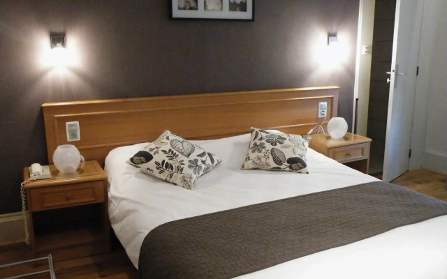 Brit Hotel Roanne - Le Grand Hotel