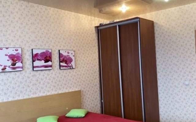 Апартаменты на улице Серафимы Дерябиной 37