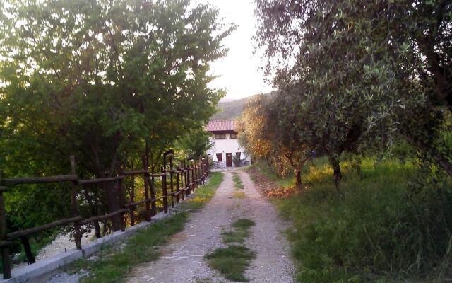Agriturismo La Rocca degli Ulivi