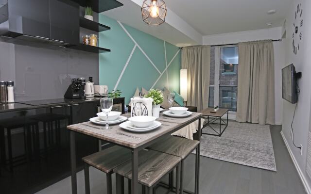 Marvelous 2 Bdrm in Downtown Toronto
