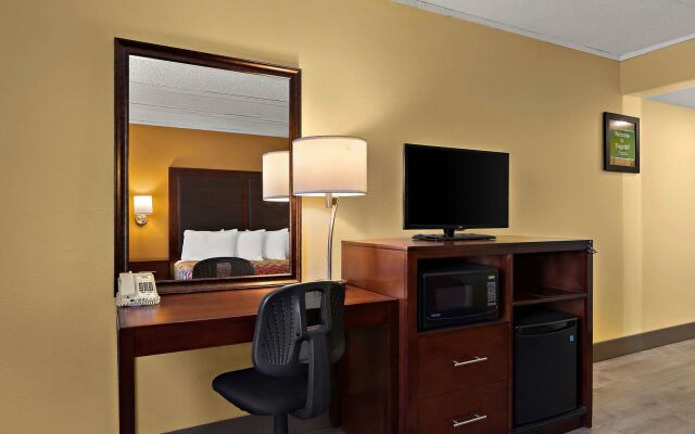 Kings House Motor Hotel