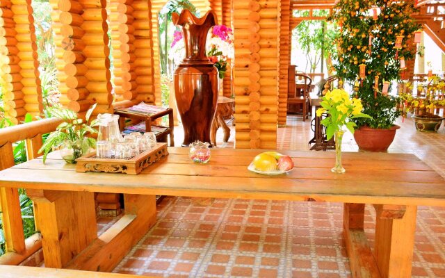 Phu Ninh Lake Resort