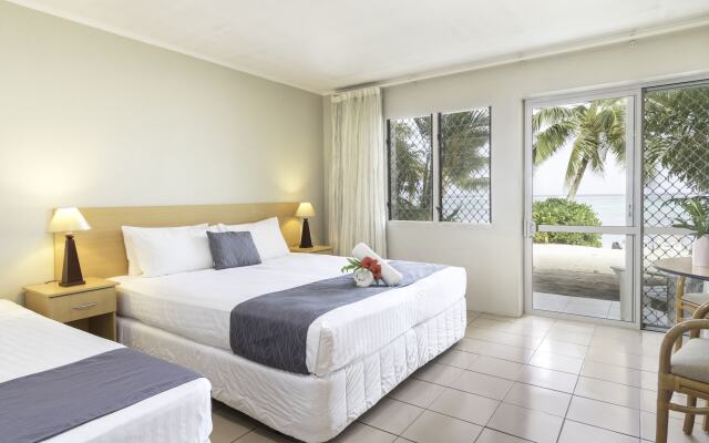 Moana Sands Beachfront Hotel