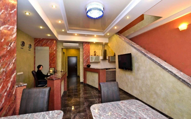 Edelweiss Hotel