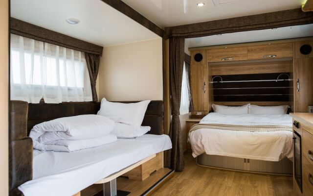 Seclusion Scenery of Shangshui International RV Resort