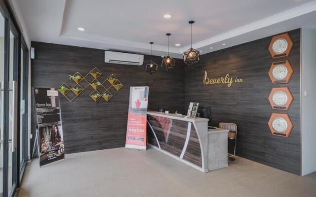 RedDoorz Plus near Ferry Terminal Batam Center