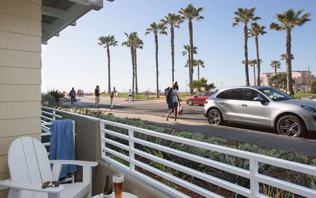 Beach House Hotel at Hermosa Beach