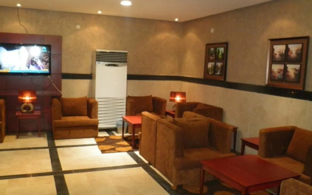 AlMuhaidb Nadwaa Aparthotel