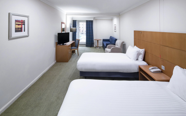 Holiday Inn Hull Marina by IHG - Image 6