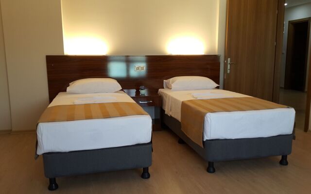 Midi Suites & Hotels