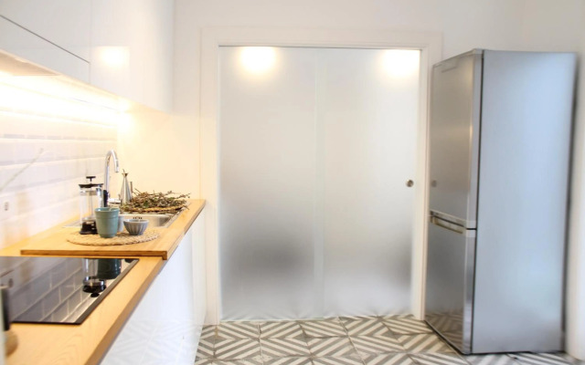 Blue Twenty Two - Espinho / Oporto Beach