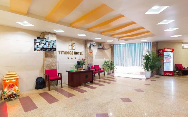 Titanic 2 Hotel