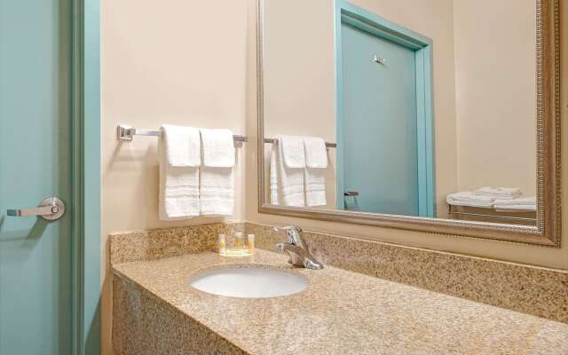 Days Inn by Wyndham Downtown St. Louis