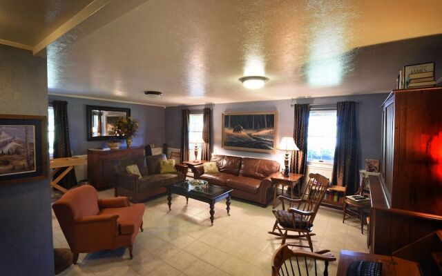 Bad Rock Bed and Breakfast Inn