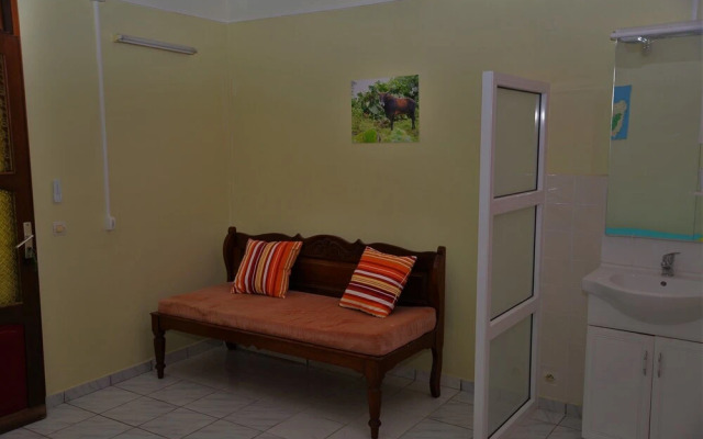 Village Bungalows Chez Honore