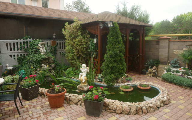 Золотой лев (Песчаное)