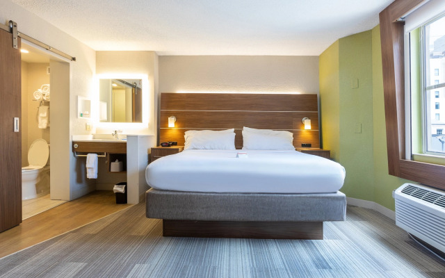 Holiday Inn Express New Orleans Downtown by IHG