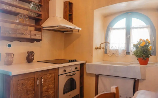 Kythera secrets suites
