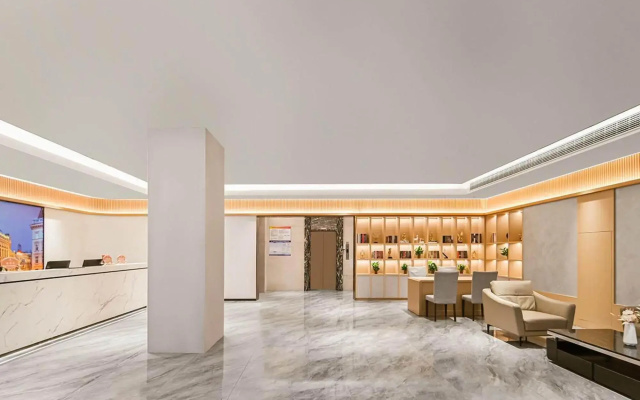 Vienna Classic Hotel (Anqing Yixiu District University Town)