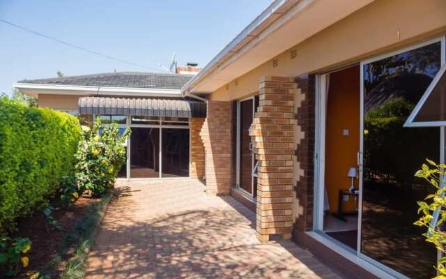 Padandaro Guest House