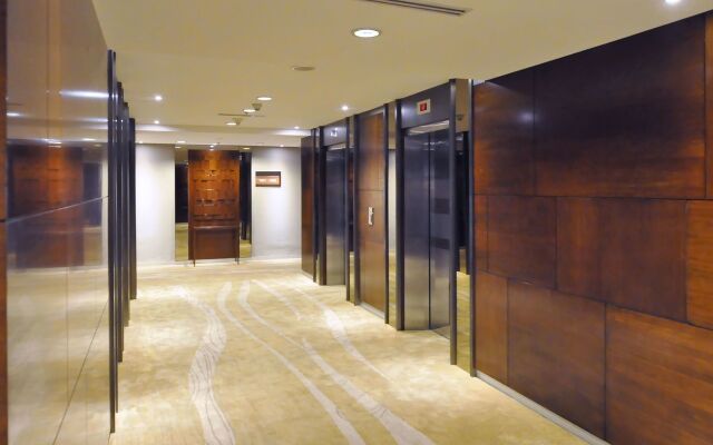 Gumaya Tower Hotel Semarang