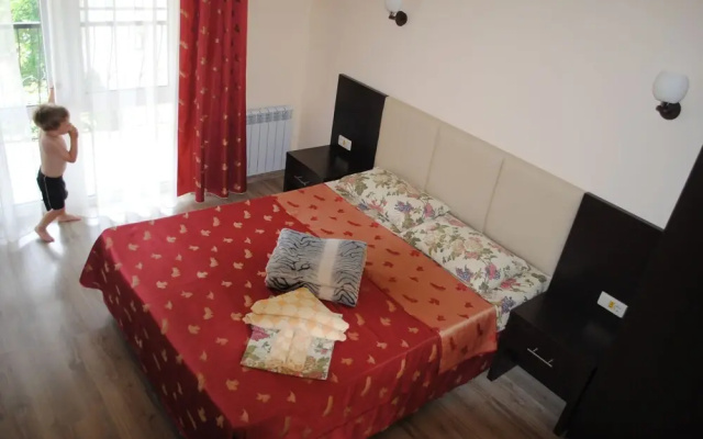 Guest house Mercury