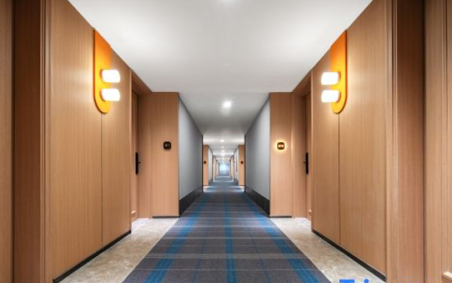Le Ju Hotel (Zhengzhou Zhongzhou Avenue Jinshui Road Branch)