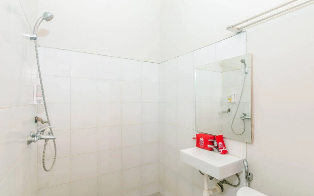 Zen Rooms Ciung Wanara Denpasar Syriath