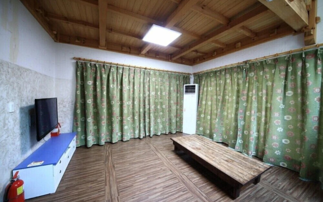 Jangseung Park Pension