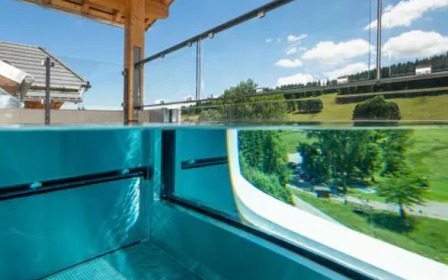 Schwarzenbach - Apartments & Rooftop Pool