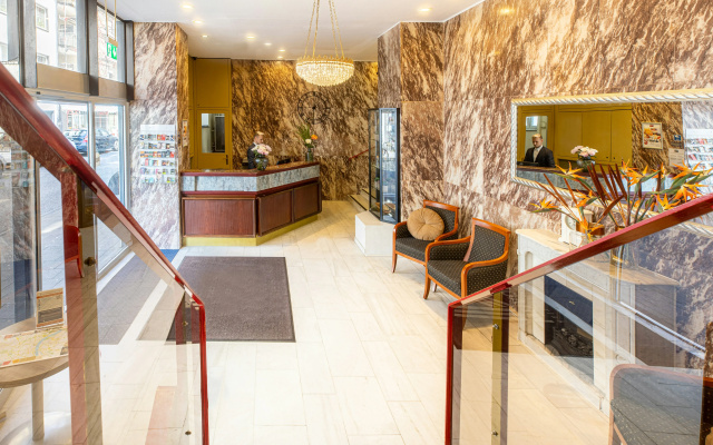 Hotel Leonet