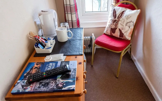 Aarondale Guest House