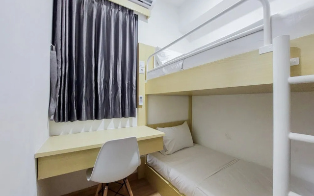 Comfortable Design 2BR with Washing Machine Sky House BSD Apartment – Hotel Rooms – Legok