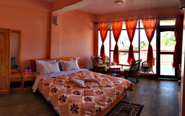 Shikher Guest House