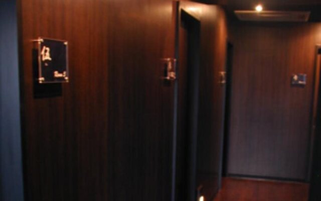 International Guesthouse Azure Narita