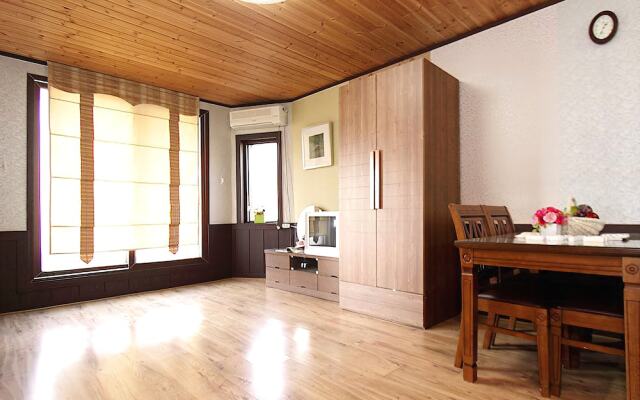 Ganghwa Sinsungi Pension