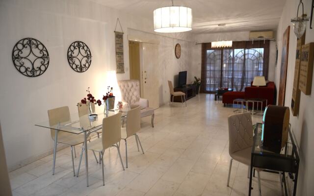 Angela's Luxury Apartments